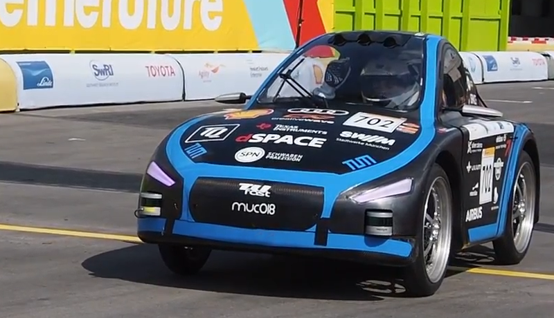 A security driver is required for all autonomous driving challenges. White gloves enable judges to easily see if the driver makes contact with the steering wheel.