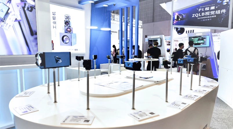 2023年中國上海國際機器視覺展上,另一主展桌。